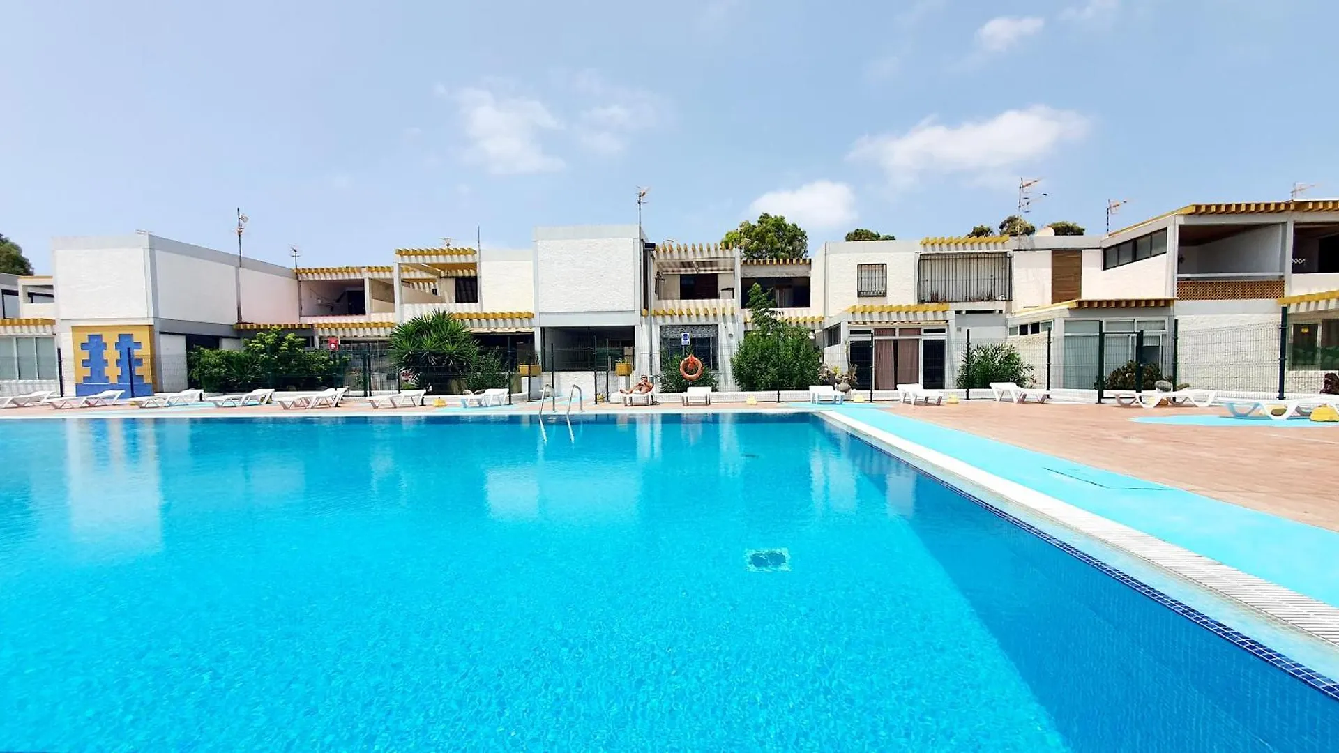 Papagayo Beach Apartments Arona   Arona (Tenerife)